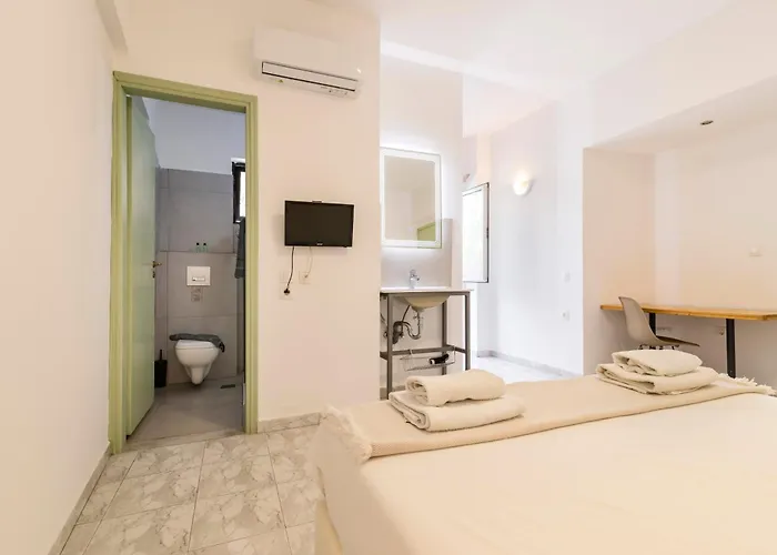 Lefka Hotel&Apartments